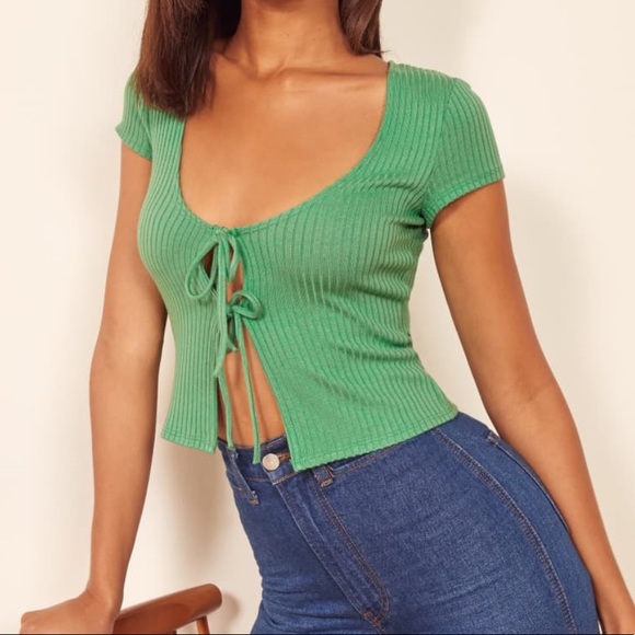 Reformation Tops - Reformation Gretah Tie Front Crop Top
